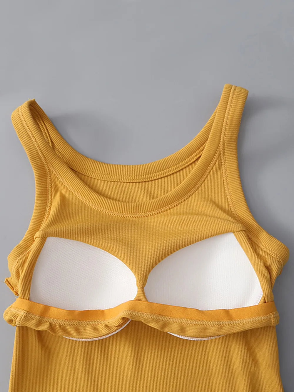 Round Neck Tank with Bra | STAHlin RADIANCE