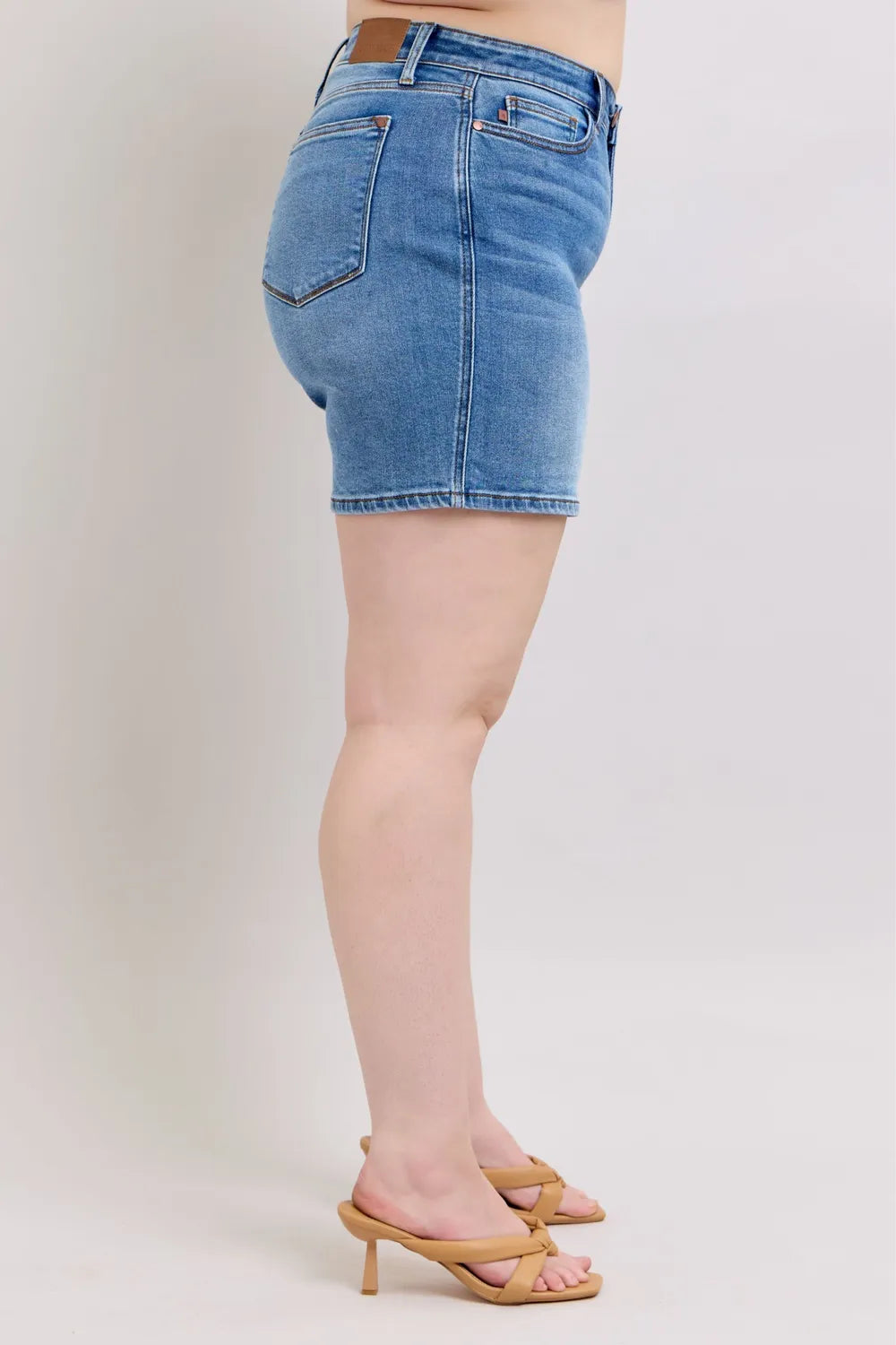 Judy Blue Full Size 2 Button Denim Shorts with Pockets Plus Size | STAHlin RADIANCE