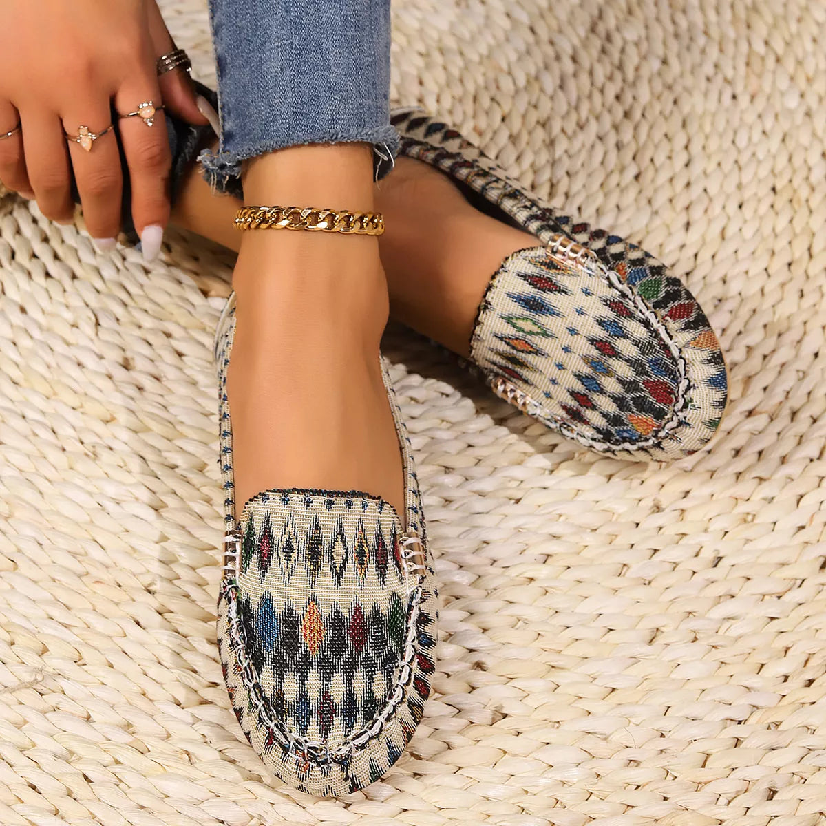 Round Toe Slip-Ons | STAHlin RADIANCE