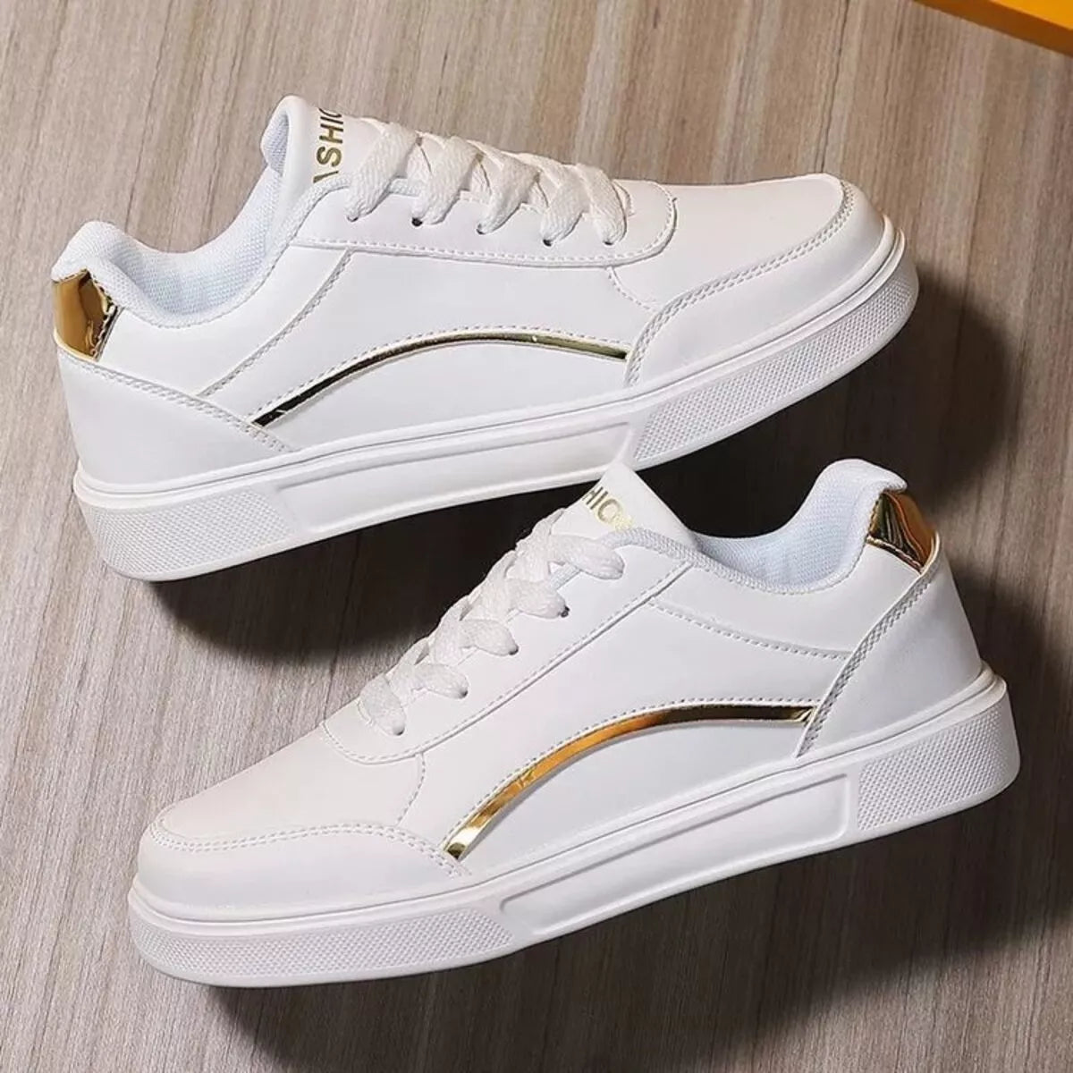Round Toe Lace Up Sneakers | STAHlin RADIANCE