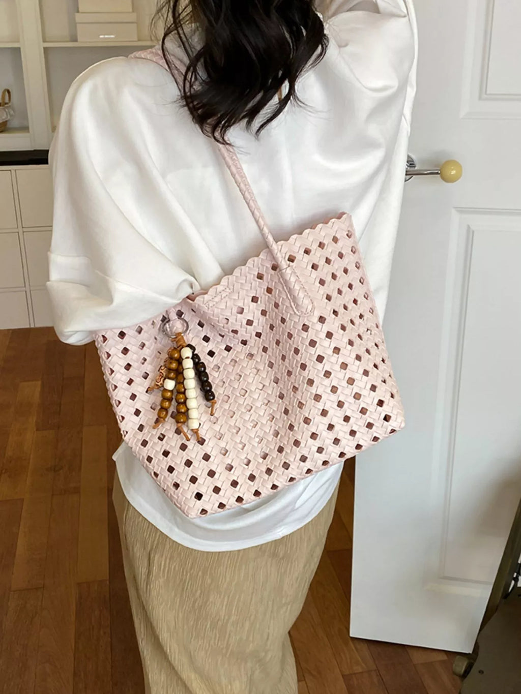 Woven Hollow-Out Shoulder Bag | STAHlin RADIANCE