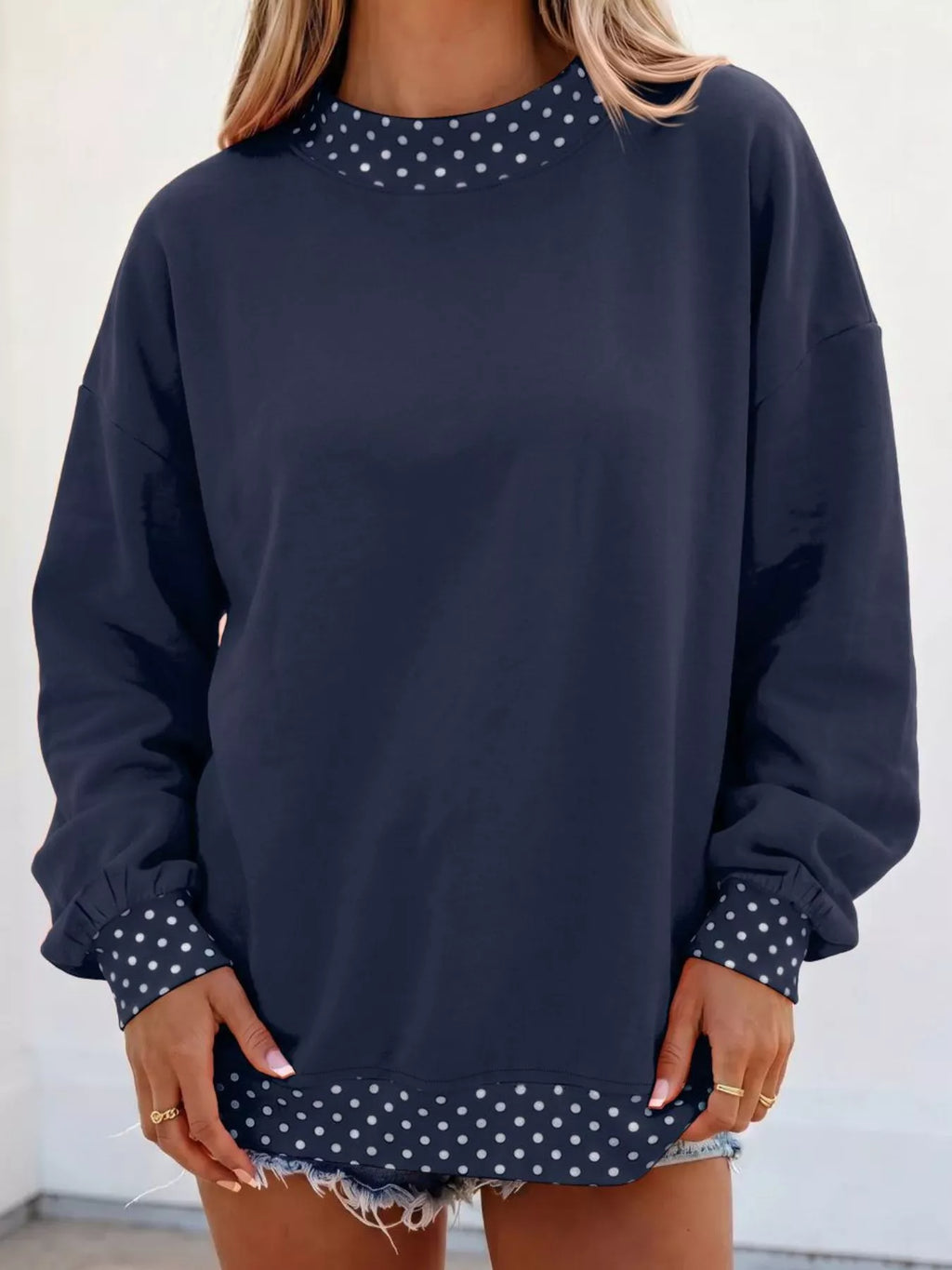 Polka Dot Trim Contrast Crew Neck Sweatshirt | STAHlin RADIANCE
