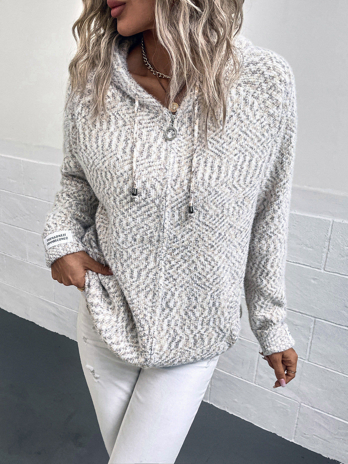 Zip-Up Hooded Sweater | STAHlin RADIANCE