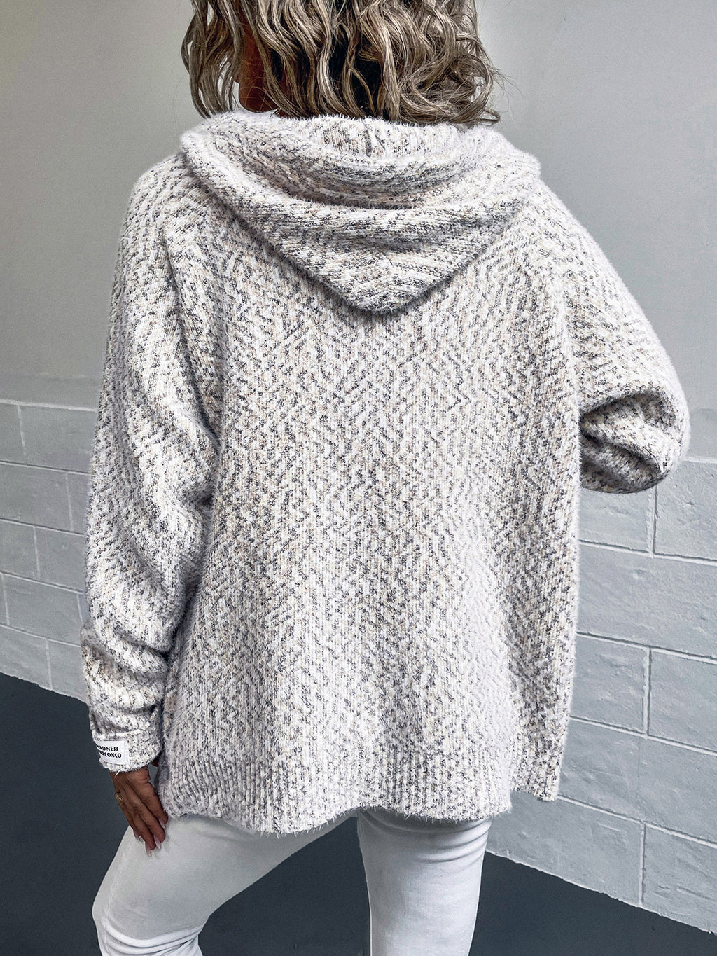 Zip-Up Hooded Sweater | STAHlin RADIANCE