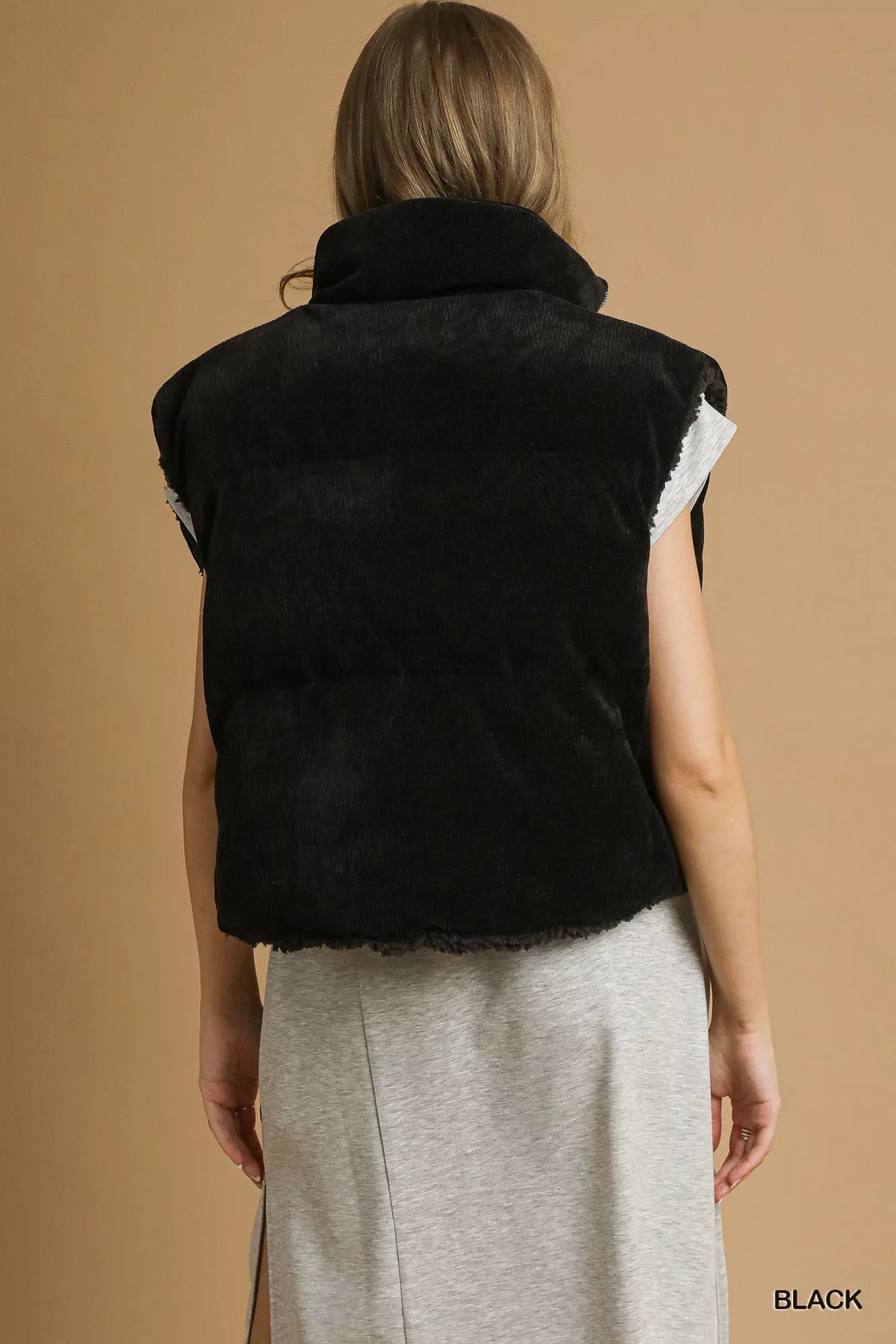Umgee Sherpa-Lined Zip Vest with Drawstring Hem | STAHlin RADIANCE