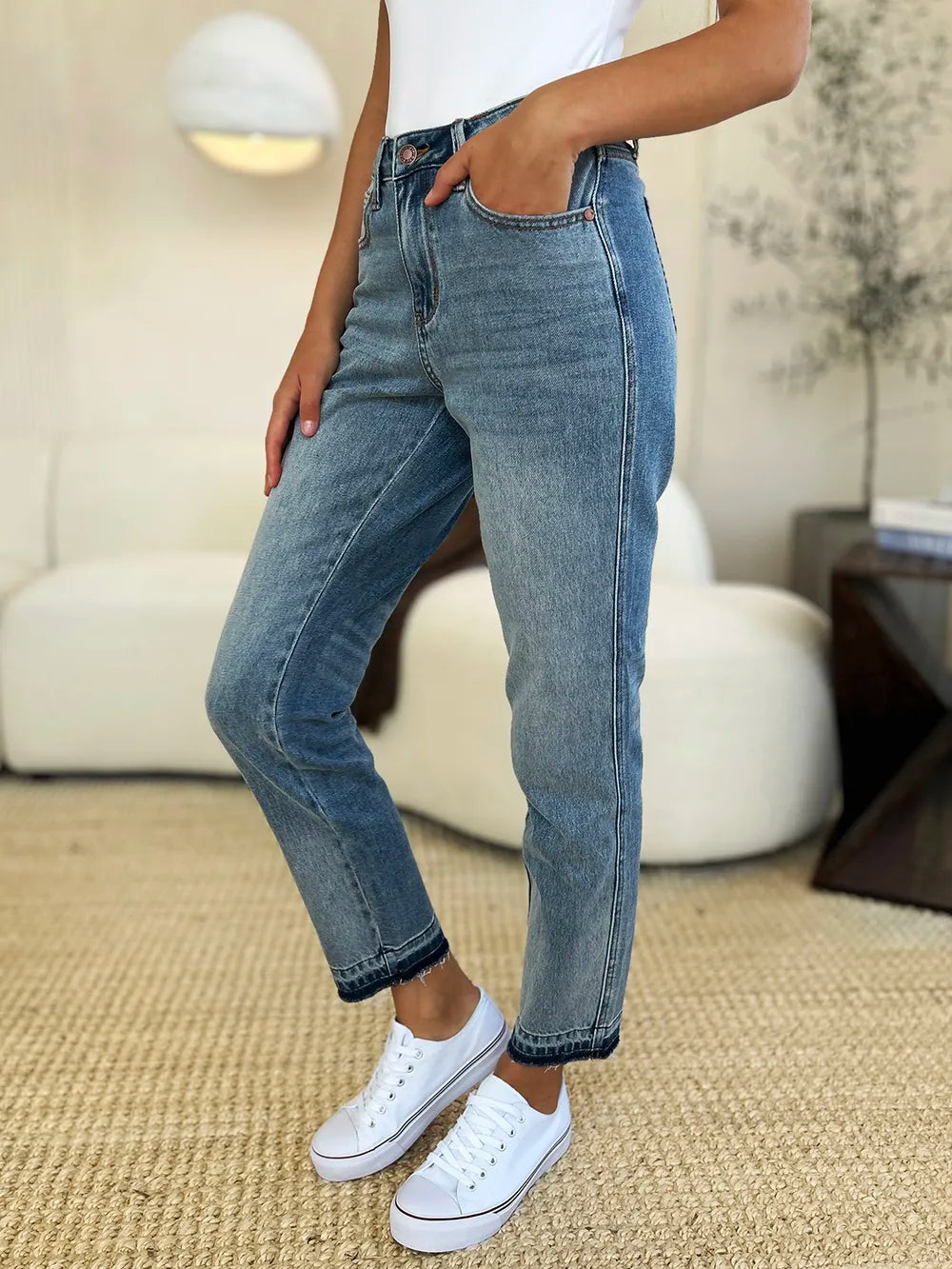 Judy Blue Full Size Mid Rise Rigid Magic Release Hem Jeans | STAHlin RADIANCE