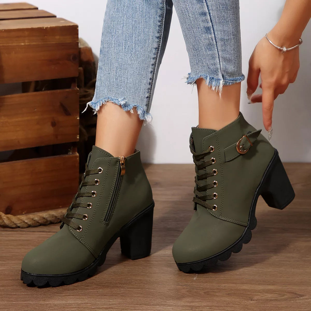 Lace Up Block Heels Boots | STAHlin RADIANCE