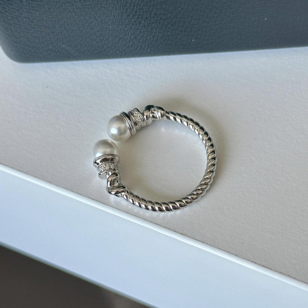 The Pearl Cuff Ring | STAHlin RADIANCE
