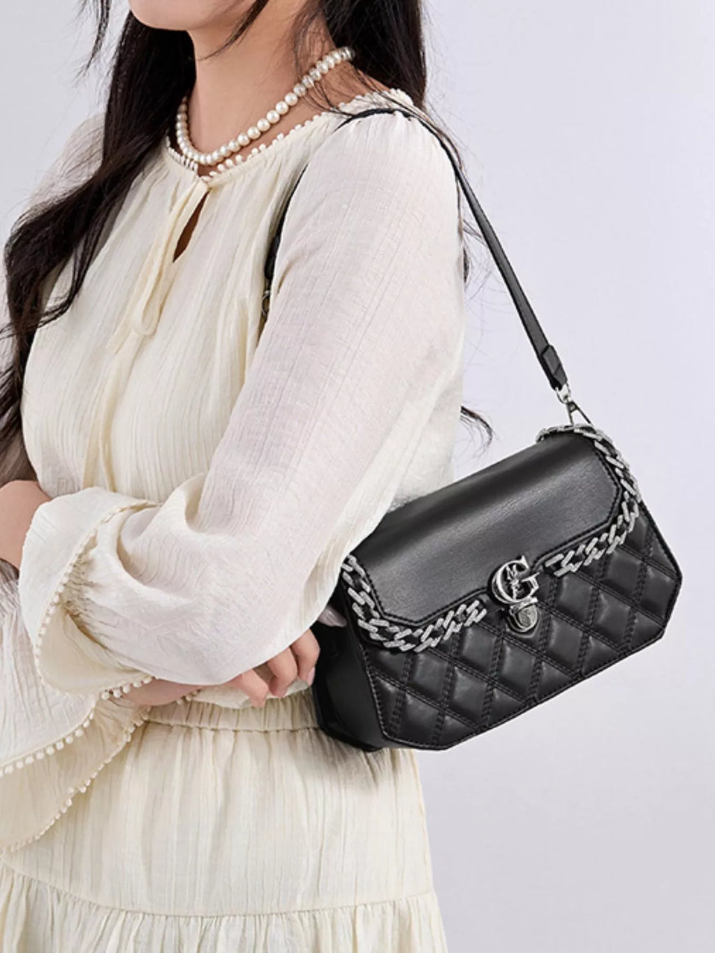 Quilted PU Leather Crossbody Bag with Rhinestone Decor | STAHlin RADIANCE