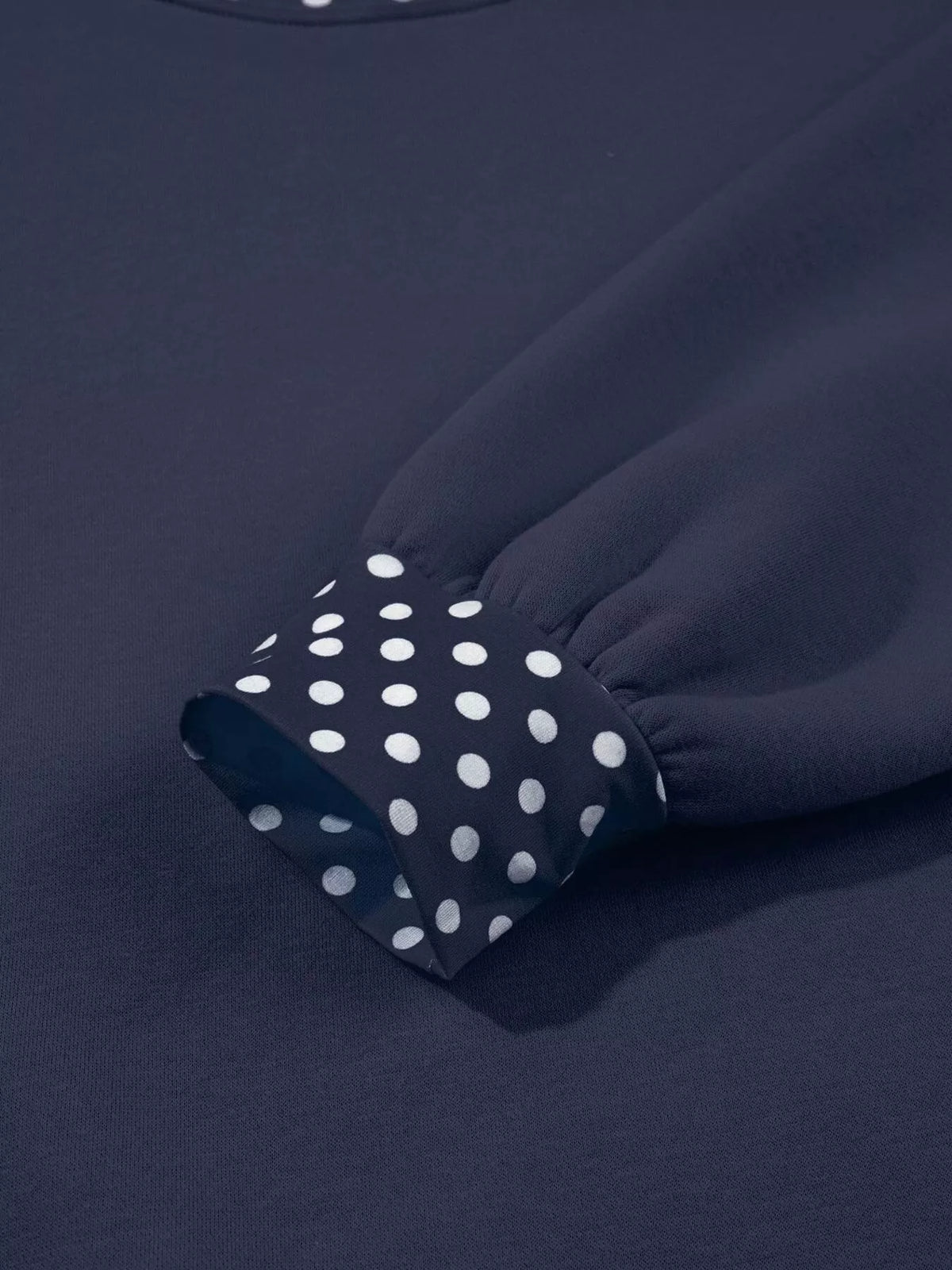 Polka Dot Trim Contrast Crew Neck Sweatshirt | STAHlin RADIANCE