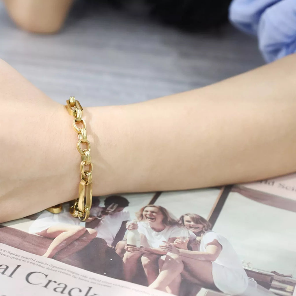 18K Gold-Plated Chunky Gold Chain Link Bracelet | STAHlin RADIANCE