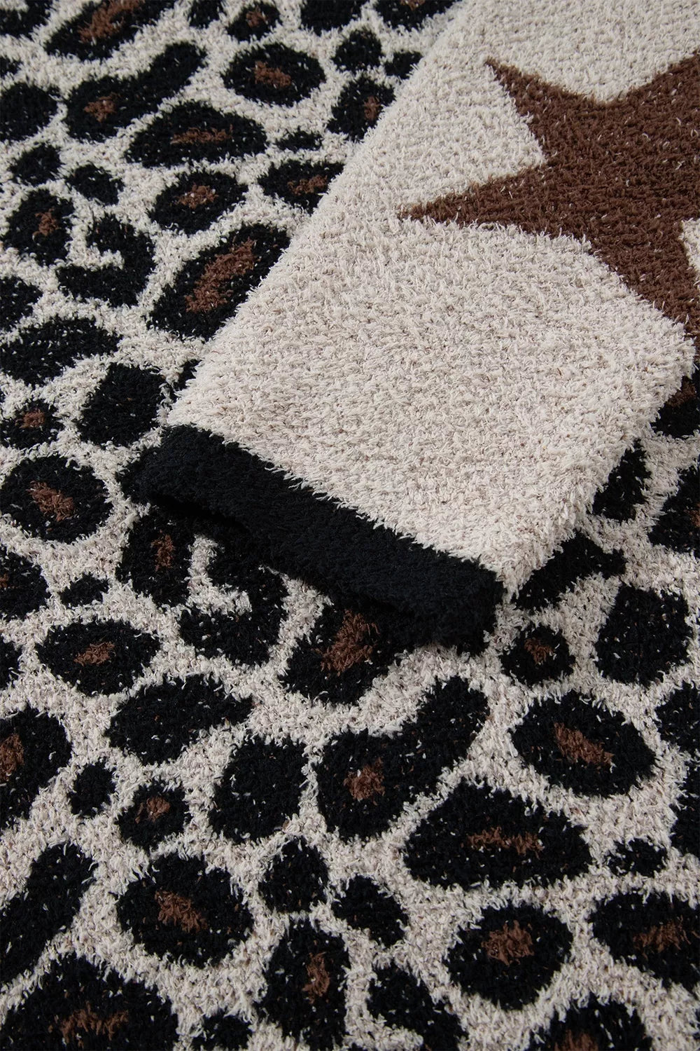 Leopard Star Pattern Round Neck Long Sleeve Shift Sweater | STAHlin RADIANCE