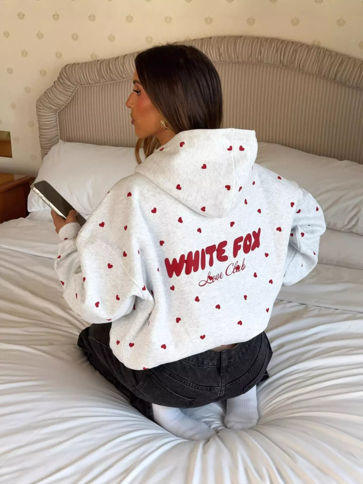The Heart Contrast Hoodie | STAHlin RADIANCE