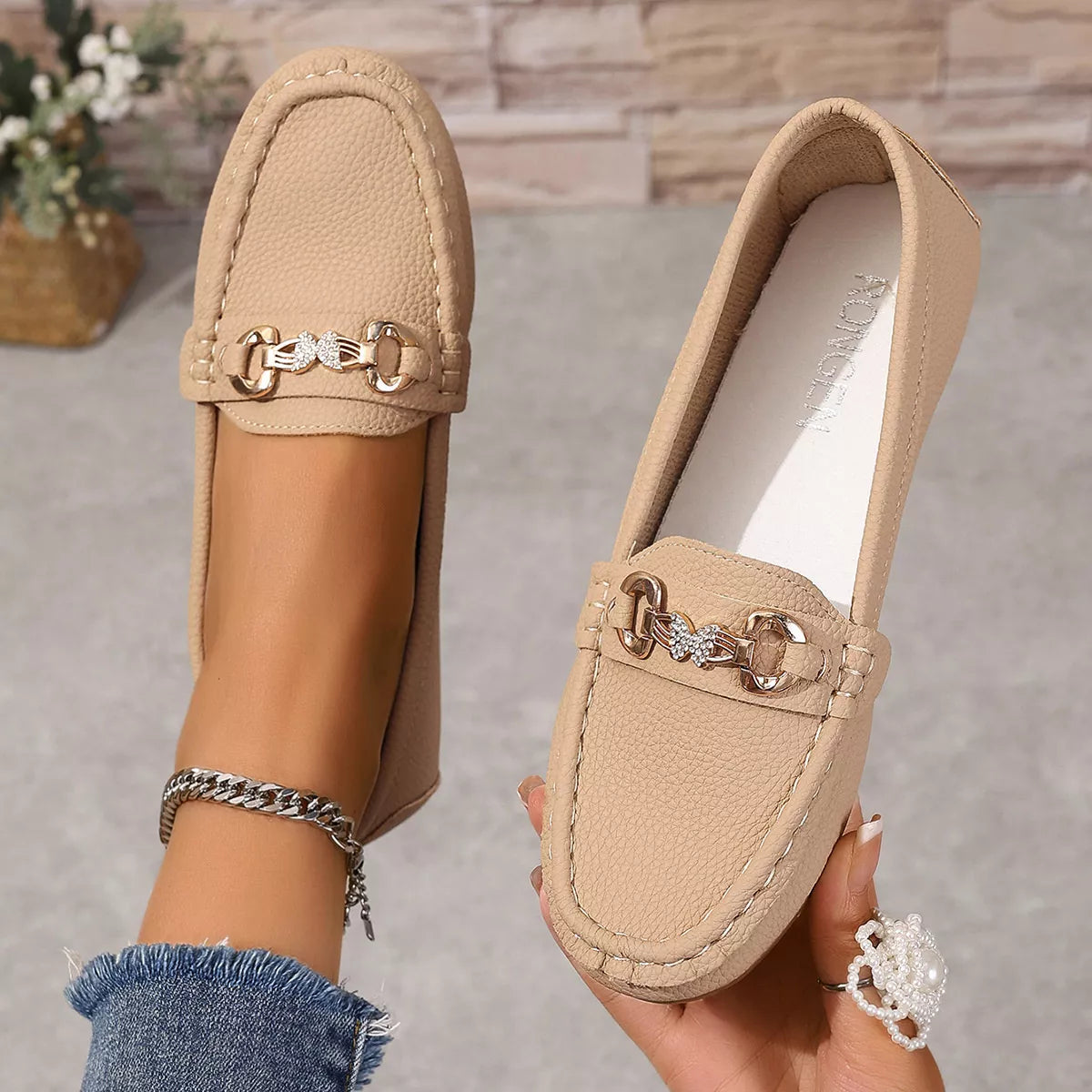 Round Toe Slip-Ons | STAHlin RADIANCE