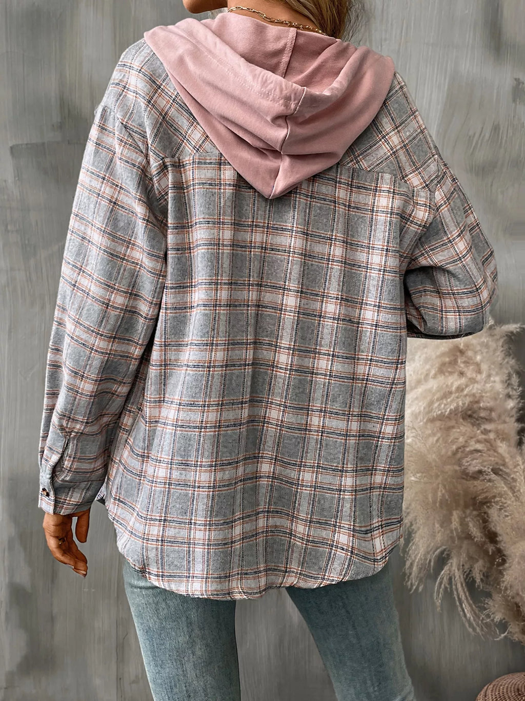 Plaid Button-Up Hooded Shirt with Chest Pocket | STAHlin RADIANCE