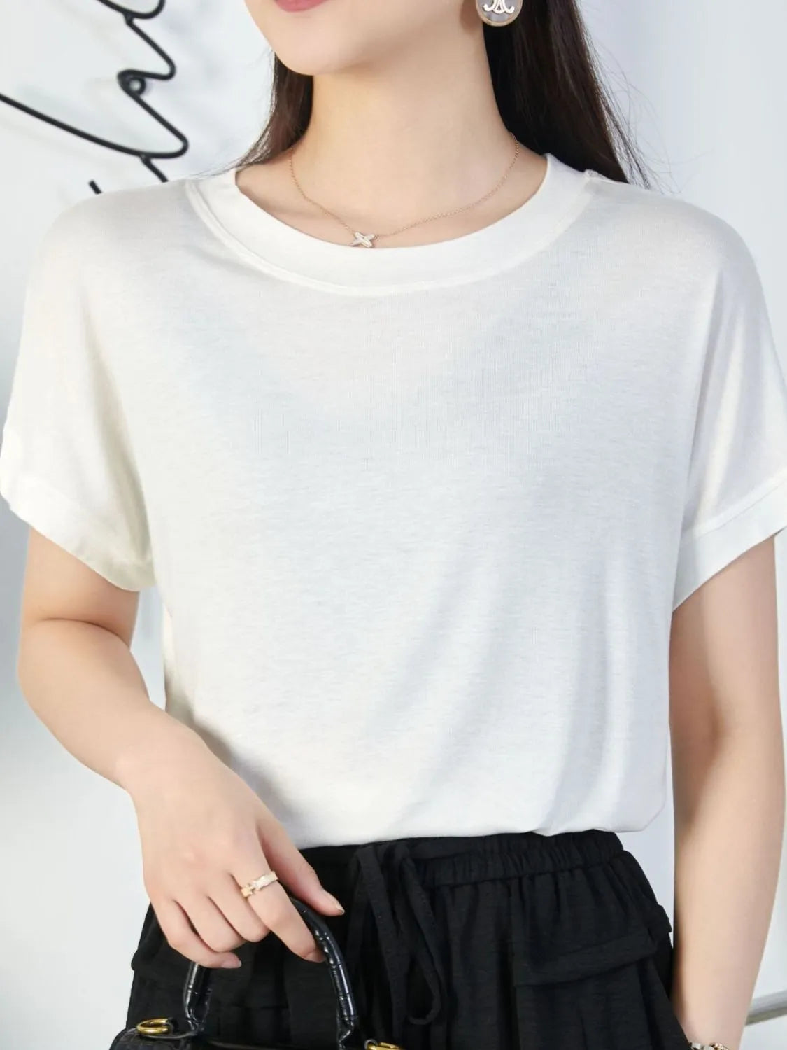 Plus Size Round Neck Short Sleeve T-Shirt | STAHlin RADIANCE