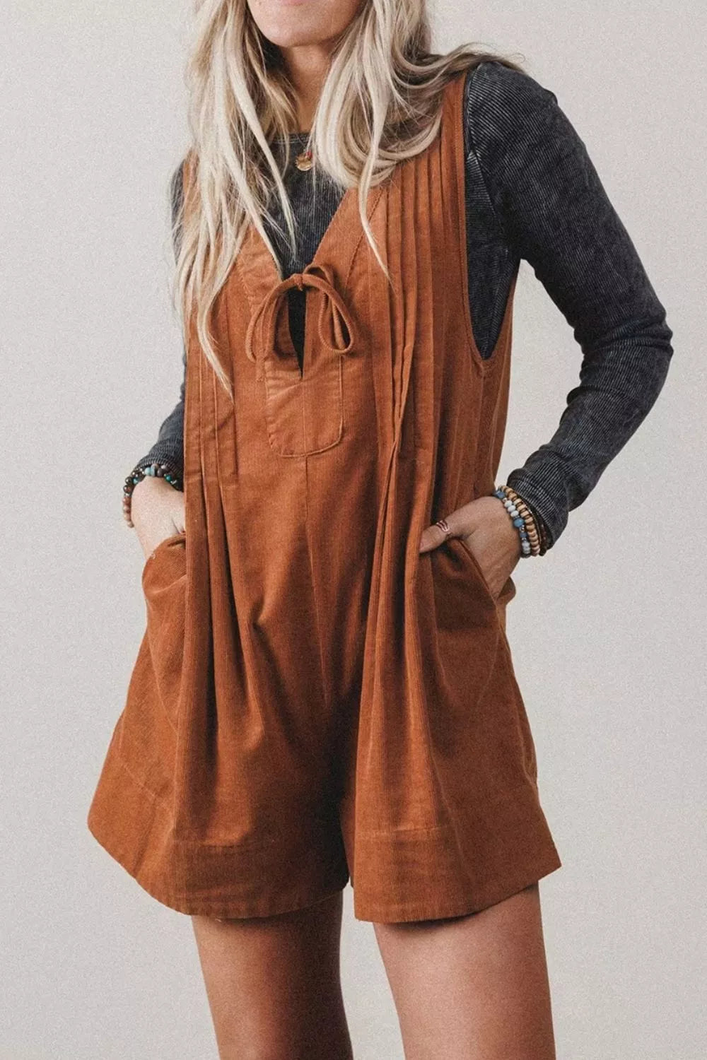 Solid Color Tie V Neck Sleeveless Corduroy Romper | STAHlin RADIANCE