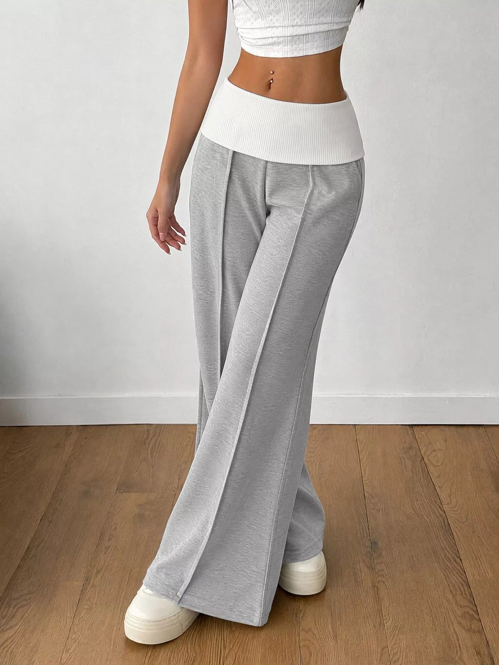 High-Waisted Wide-Leg Contrast Pants | STAHlin RADIANCE