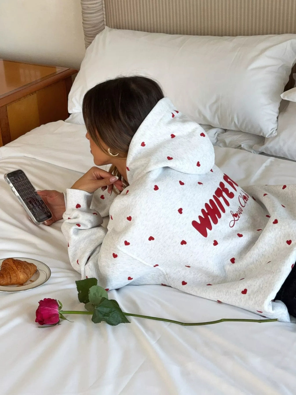 The Heart Contrast Hoodie | STAHlin RADIANCE