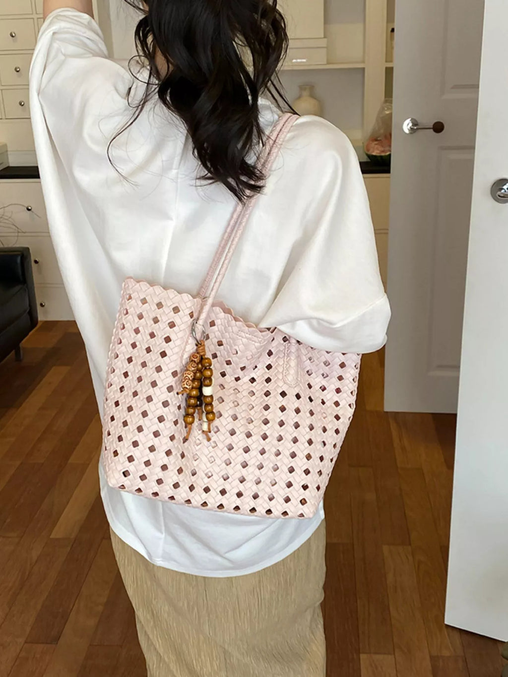 Woven Hollow-Out Shoulder Bag | STAHlin RADIANCE