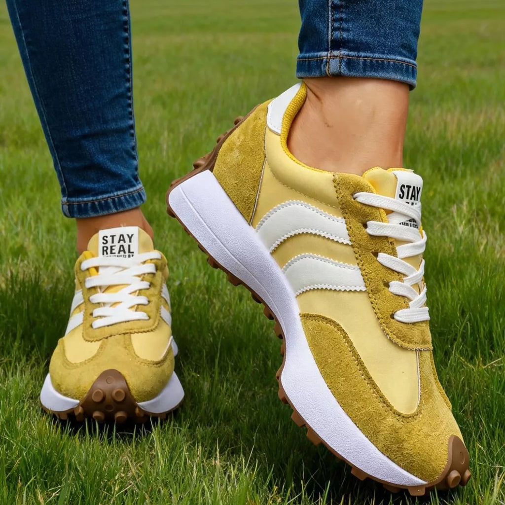 Lace Up Round Toe Sneakers | STAHlin RADIANCE