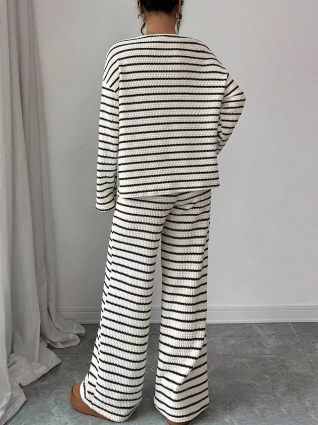 Striped Relaxed Fit Top and Pants Set | STAHlin RADIANCE