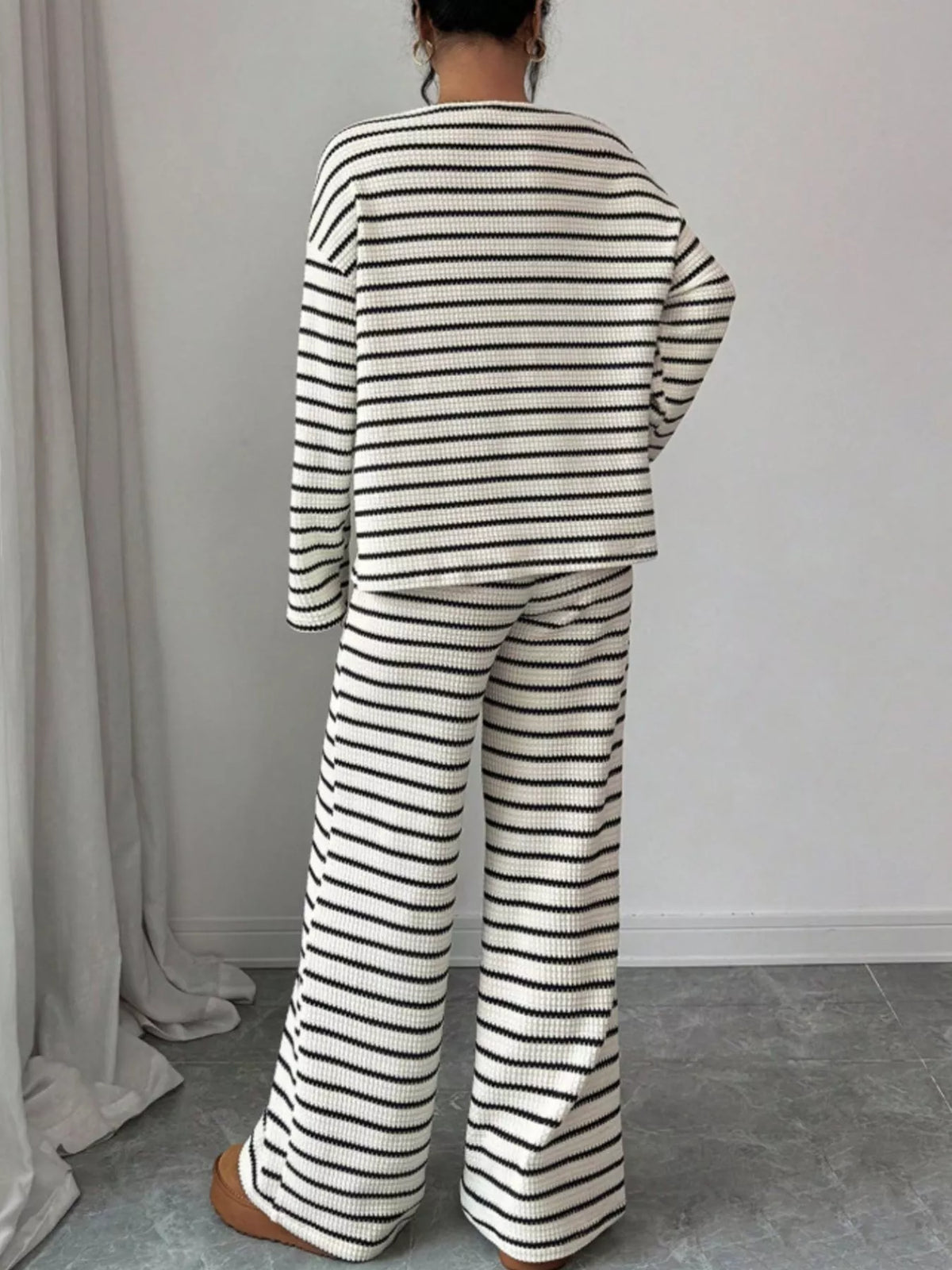 Striped Relaxed Fit Top and Pants Set | STAHlin RADIANCE