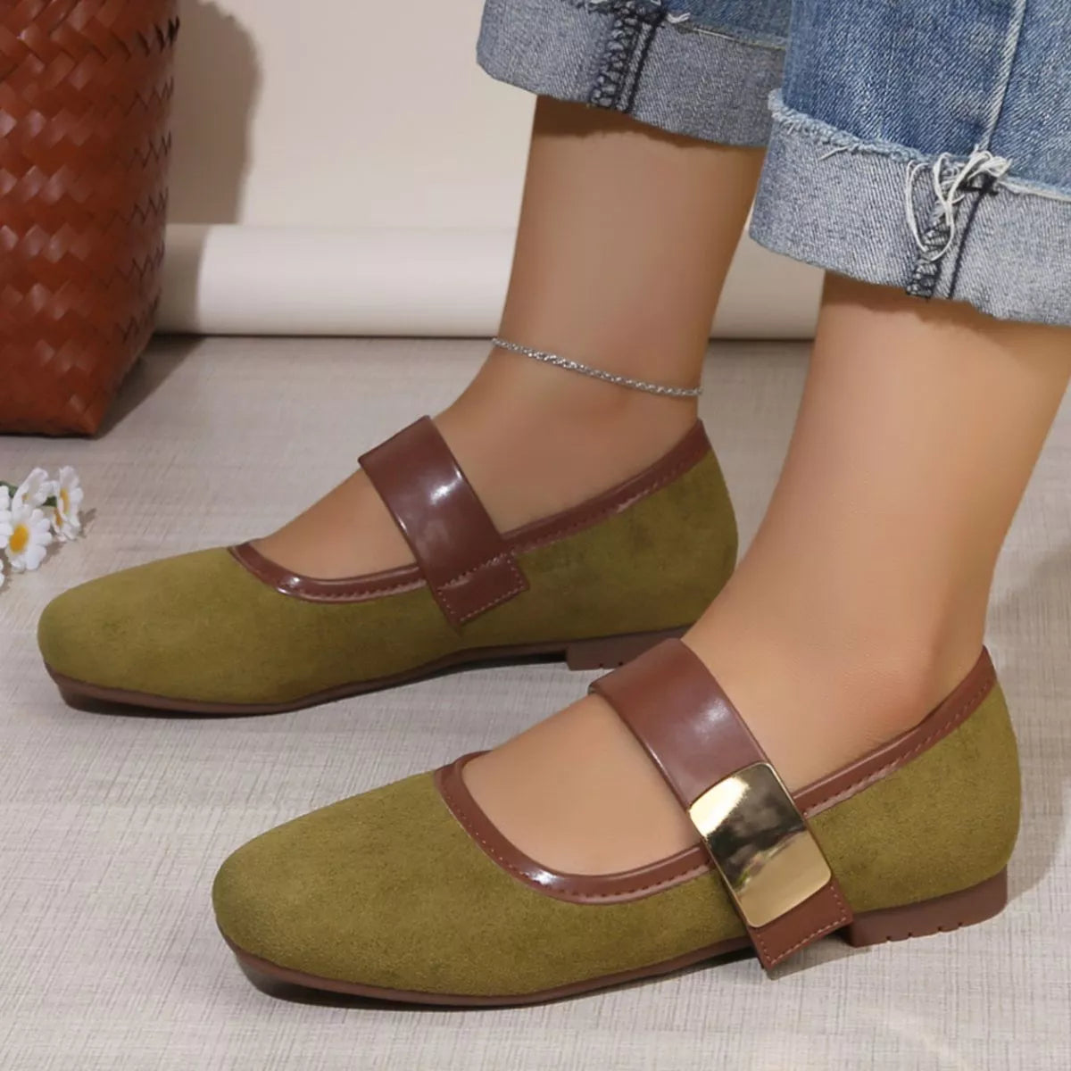 Round Toe Slip-Ons | STAHlin RADIANCE