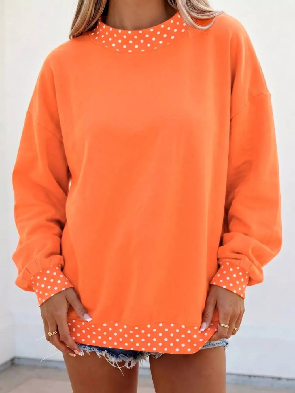 Polka Dot Trim Contrast Crew Neck Sweatshirt | STAHlin RADIANCE