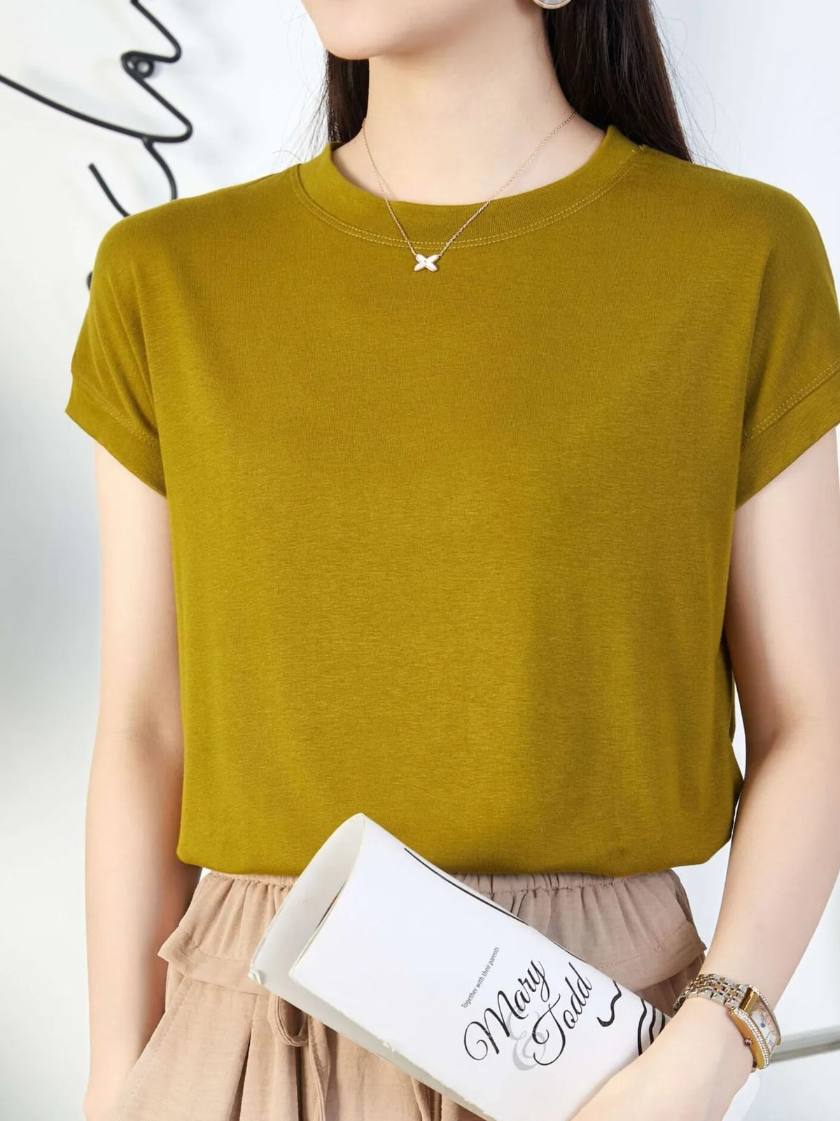 Plus Size Round Neck Short Sleeve T-Shirt | STAHlin RADIANCE