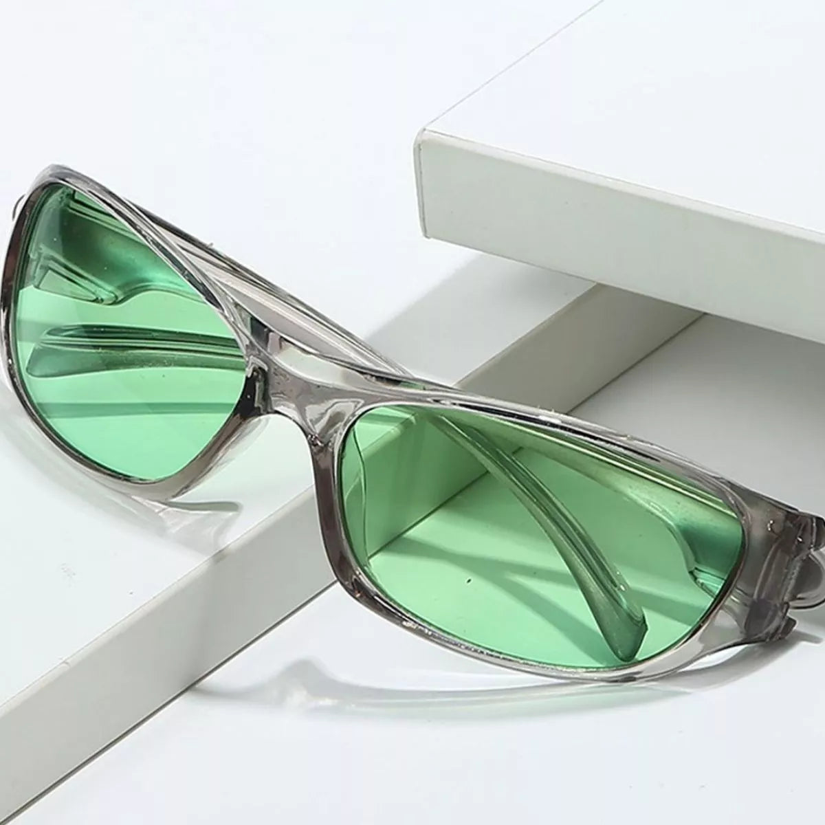 Rectangular Tinted Sunglasses | STAHlin RADIANCE