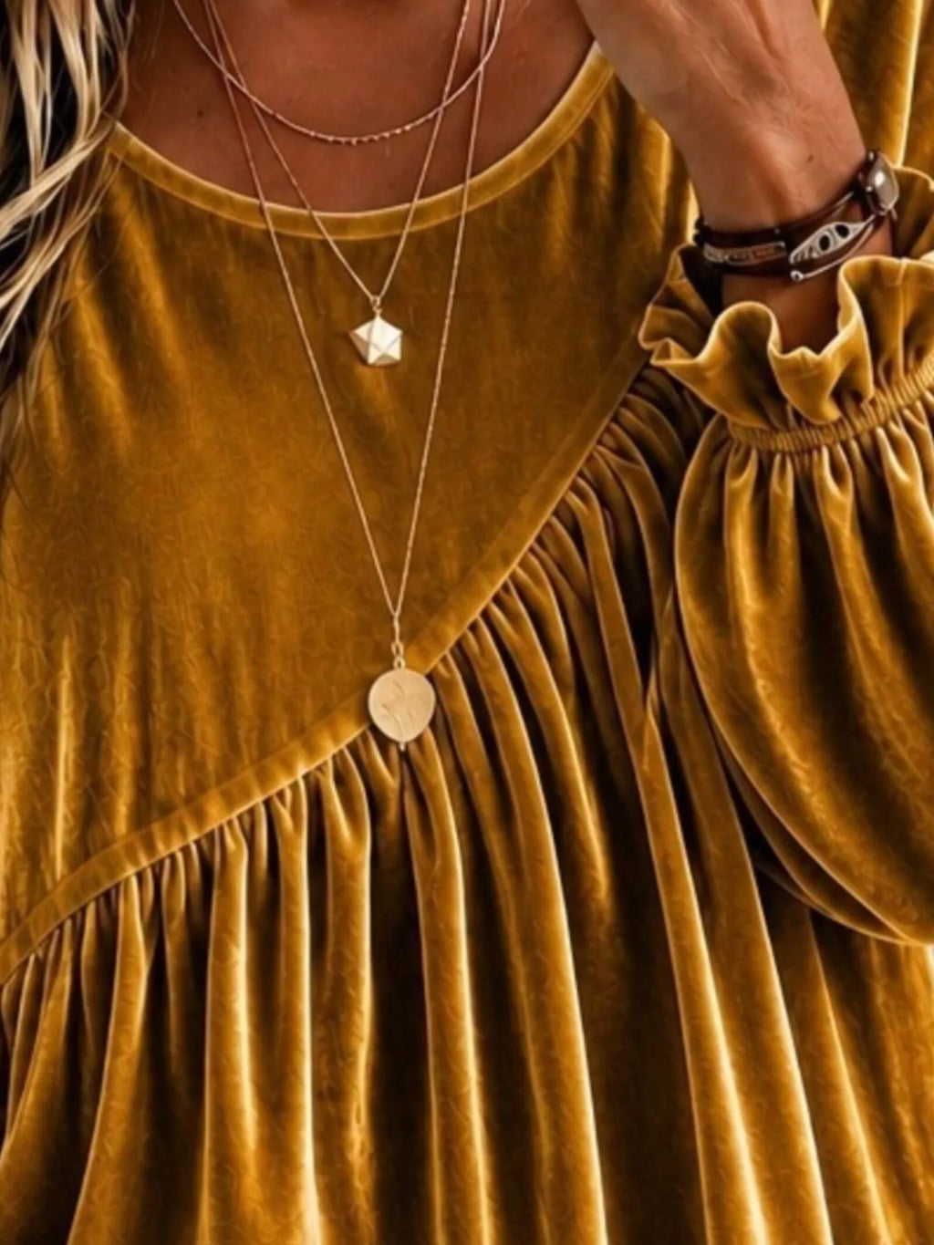 Full Size Velvet Round Neck Long Sleeve Blouse Plus Size | STAHlin RADIANCE