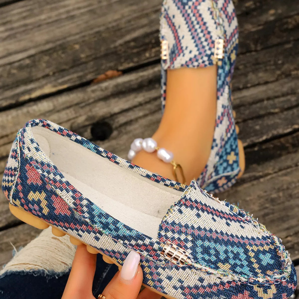 Round Toe Slip-Ons | STAHlin RADIANCE