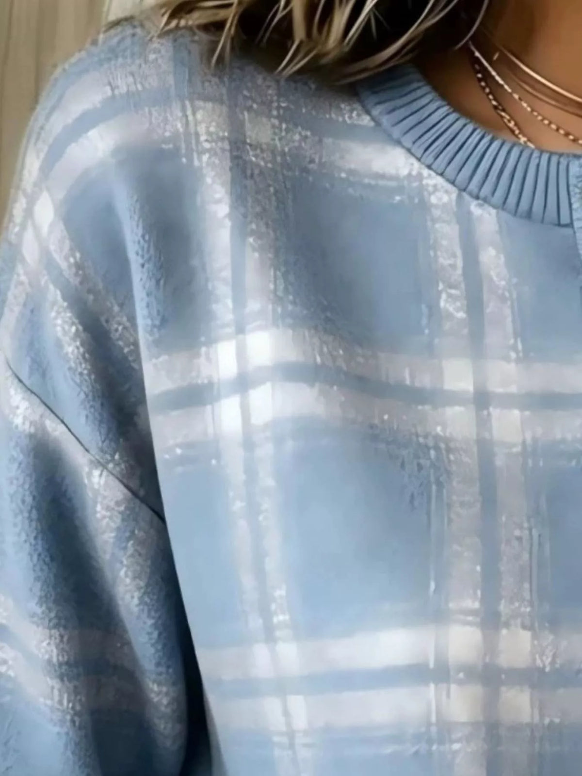 Full Size Plaid Button Detail Long Sleeve Sweatshirt Plus Size | STAHlin RADIANCE