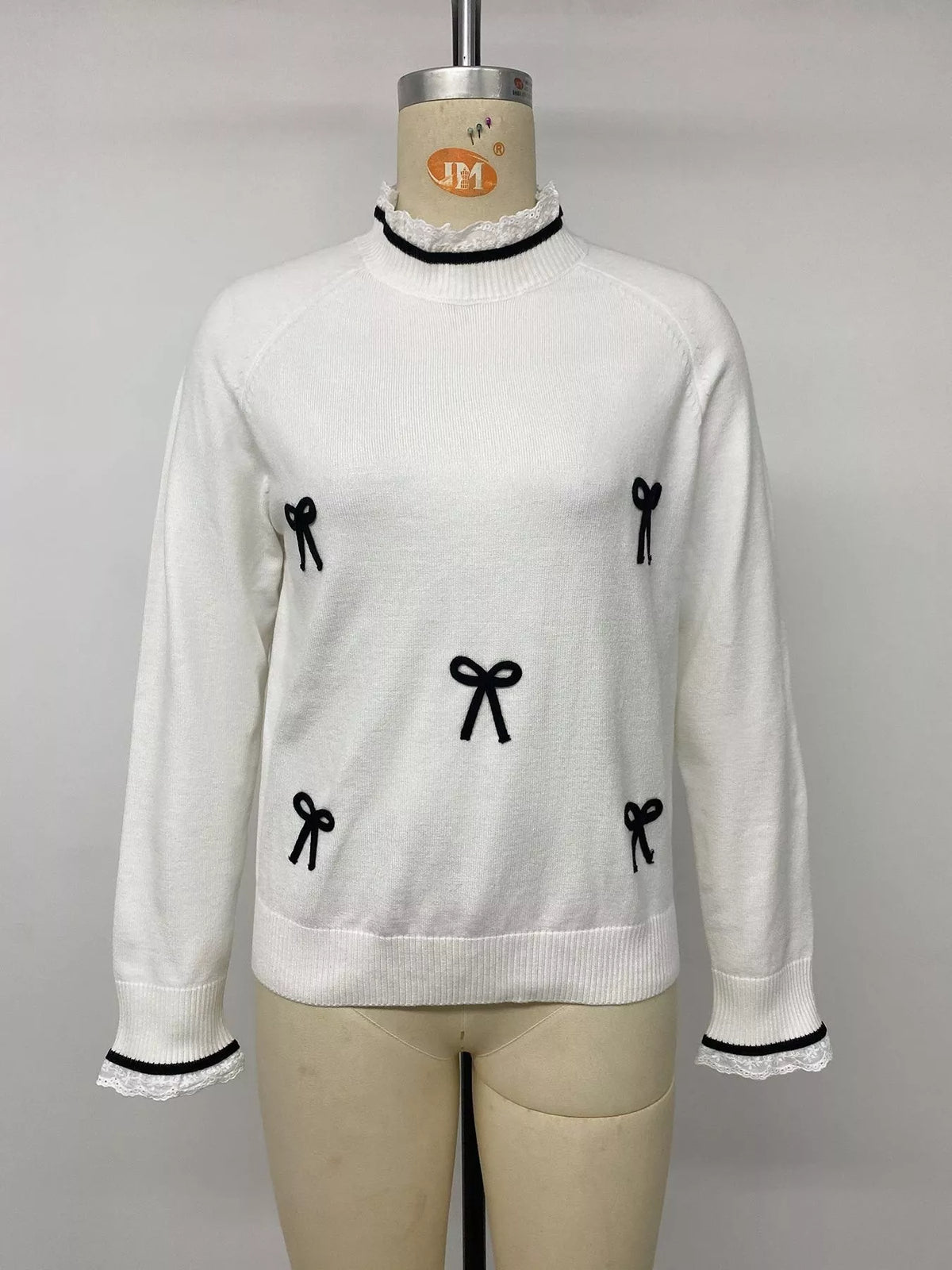 Bow-Embellished Lace Trim Sweater | STAHlin RADIANCE