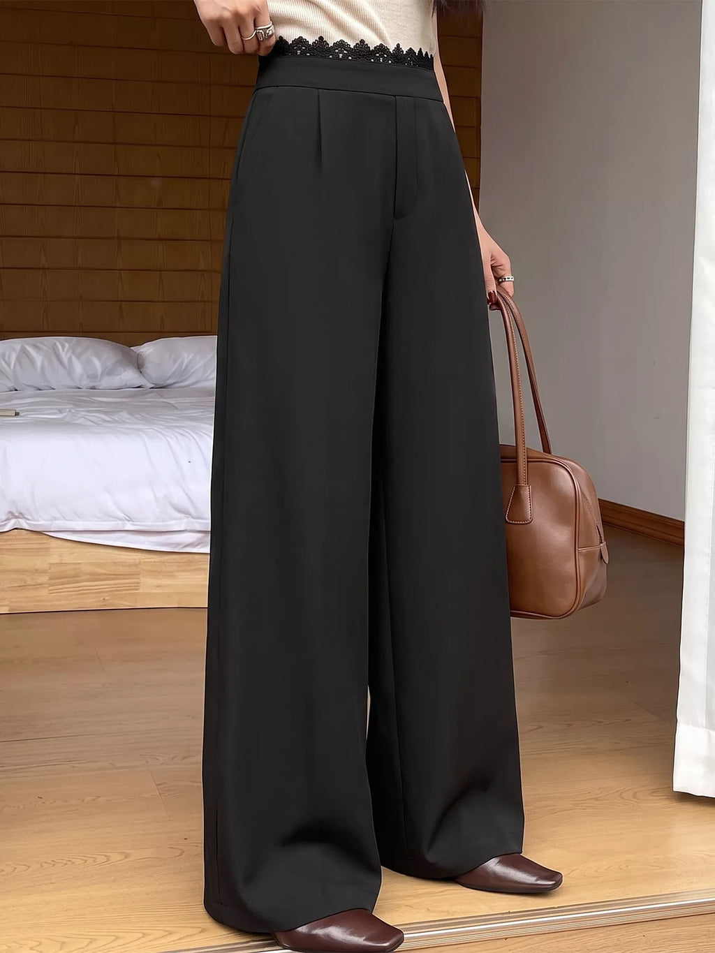 High-Waisted Wide-Leg Lace-Trimmed Pants | STAHlin RADIANCE