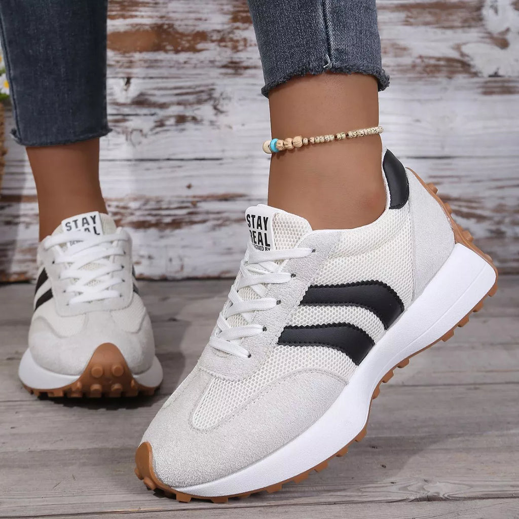 Lace Up Round Toe Sneakers | STAHlin RADIANCE