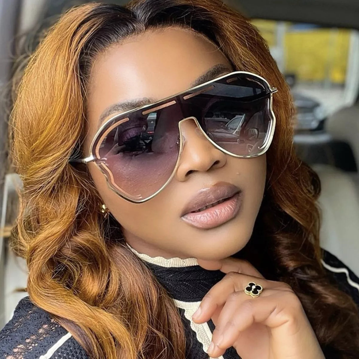 Oversized Aviator Gradient Sunglasses | STAHlin RADIANCE