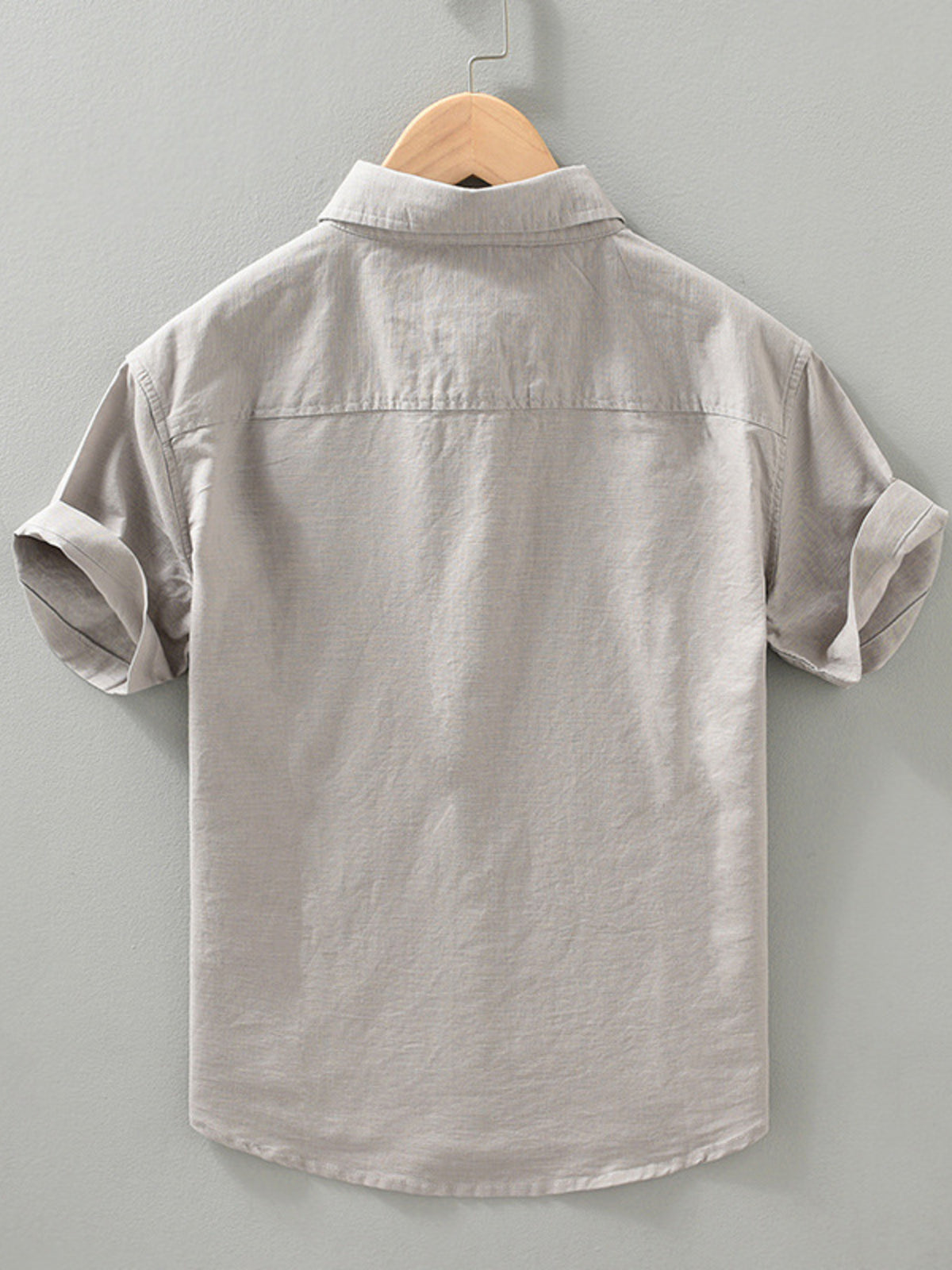 Men's Full Size Casual Short Sleeve Button-Down Shirt with Chest Pocket Plus Size | STAHlin RADIANCE