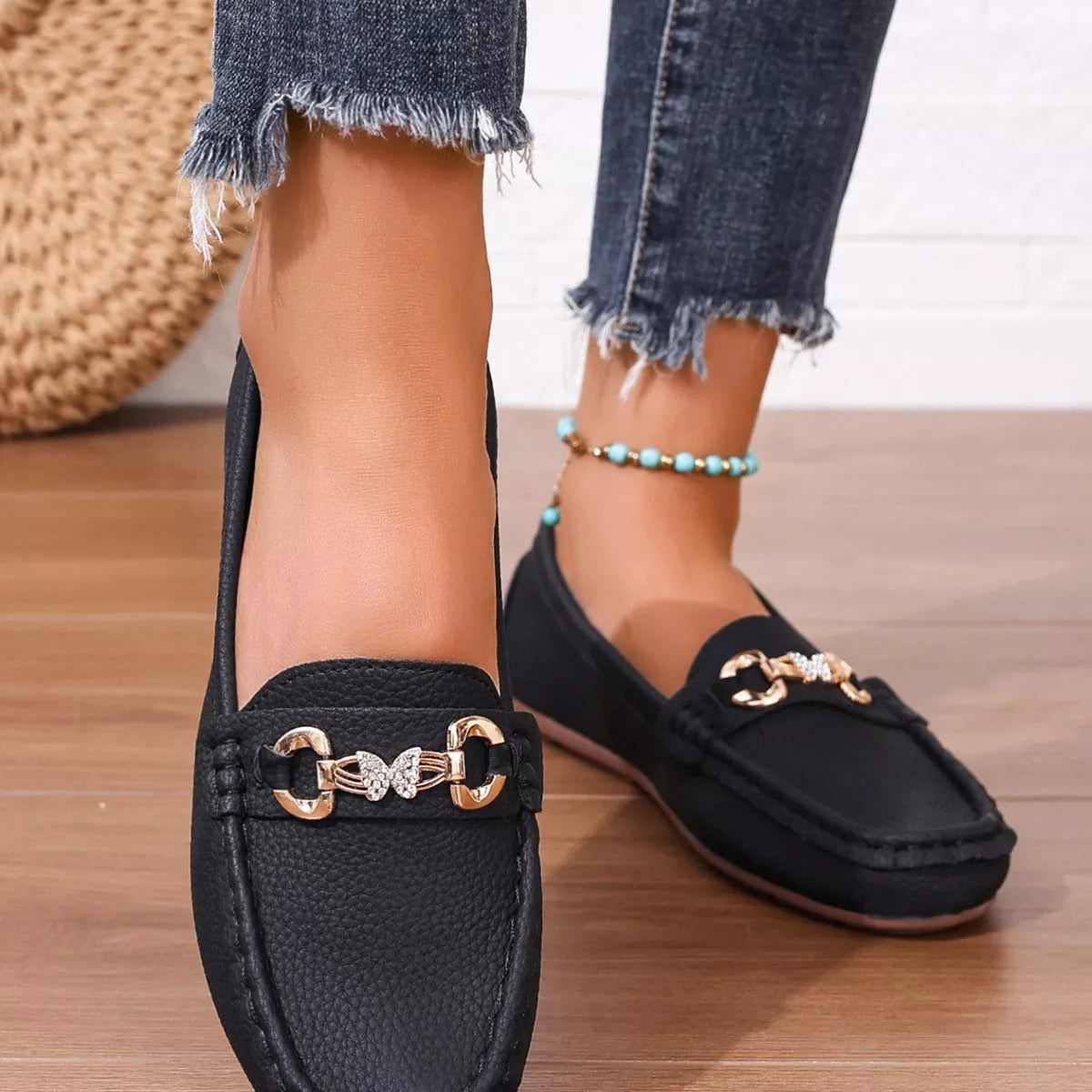 Round Toe Slip-Ons | STAHlin RADIANCE