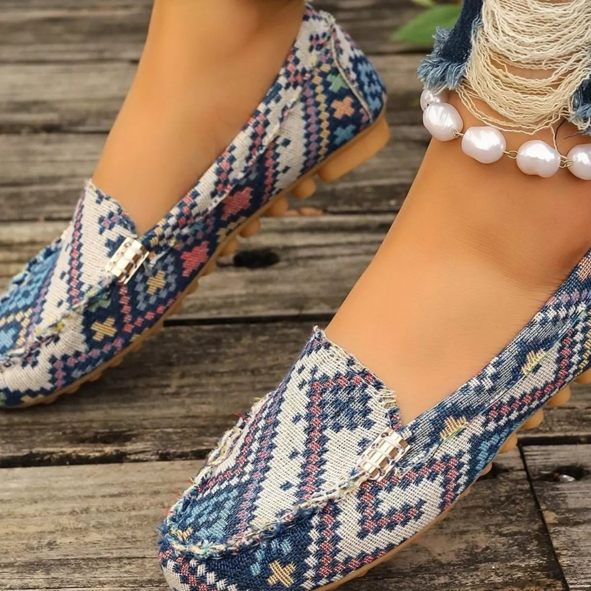 Round Toe Slip-Ons | STAHlin RADIANCE