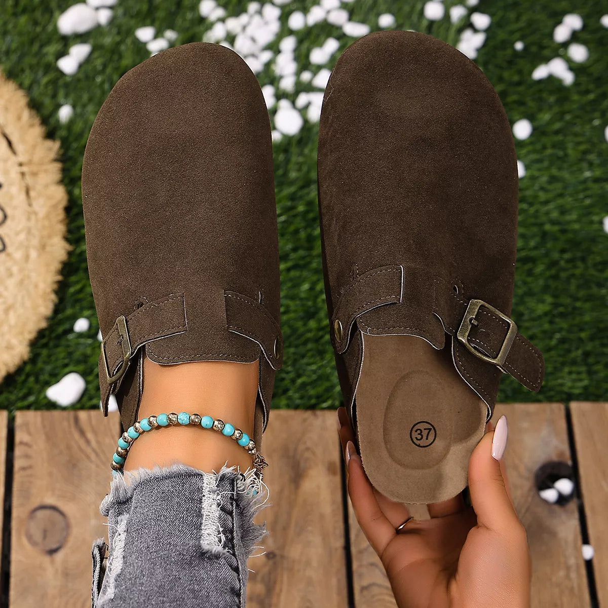 Round Toe Slip-Ons | STAHlin RADIANCE