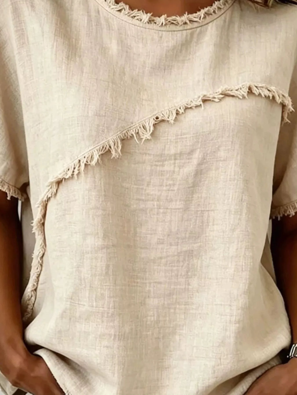 Full Size Frayed Hem Short Sleeve Top Plus Size | STAHlin RADIANCE