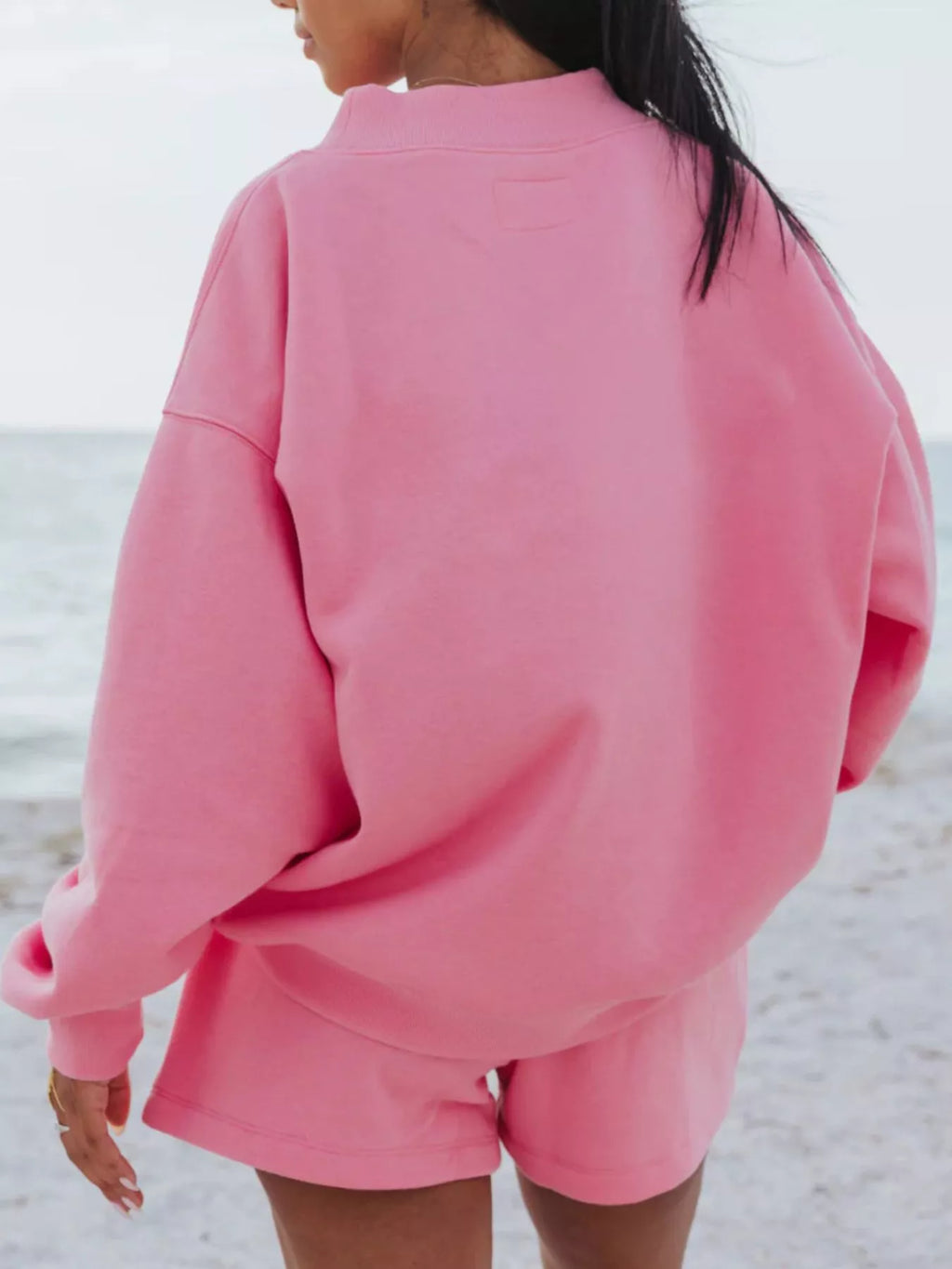 Relaxed Fit Round Neck Sweatshirt and Shorts Set | STAHlin RADIANCE