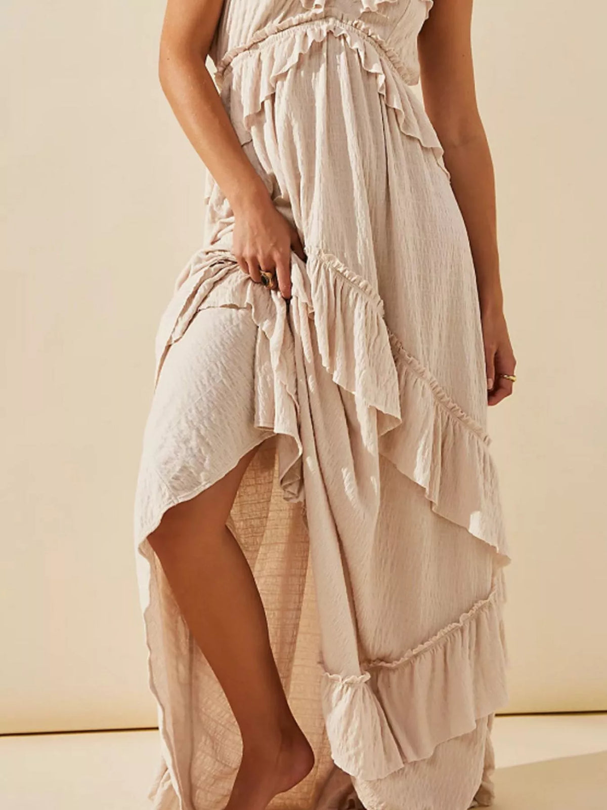 Ruffled Halter Neck Maxi Dress | STAHlin RADIANCE