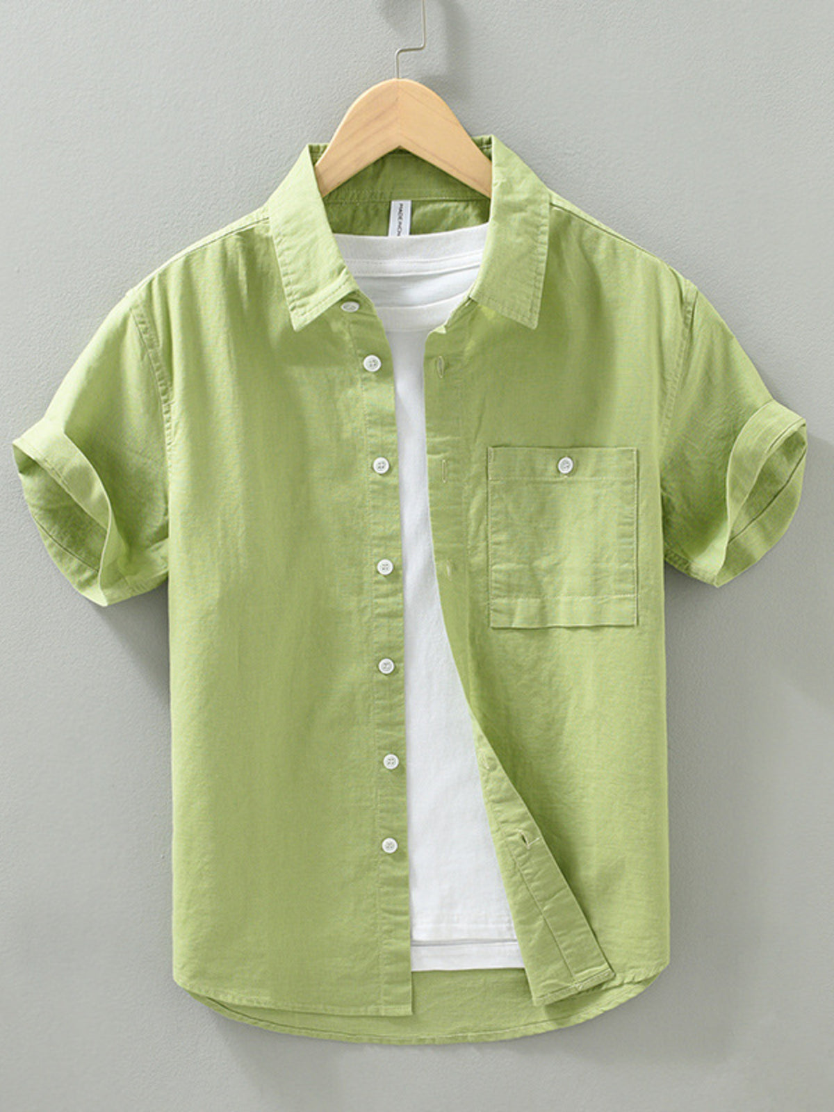 Men's Full Size Casual Short Sleeve Button-Down Shirt with Chest Pocket Plus Size | STAHlin RADIANCE
