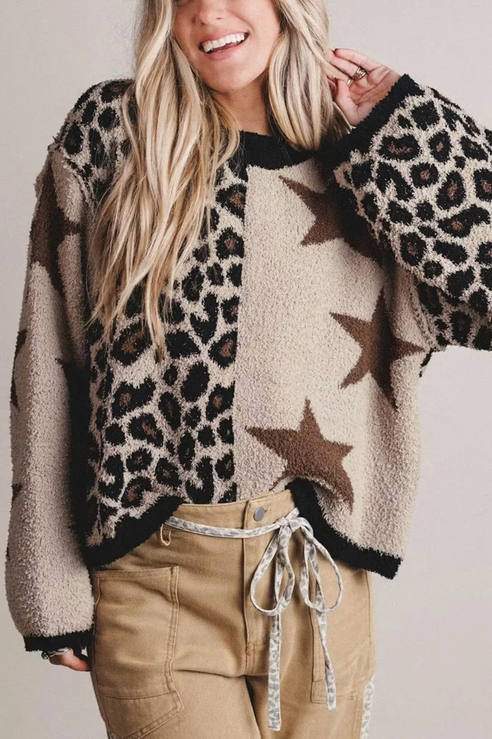 Leopard Star Pattern Round Neck Long Sleeve Shift Sweater | STAHlin RADIANCE