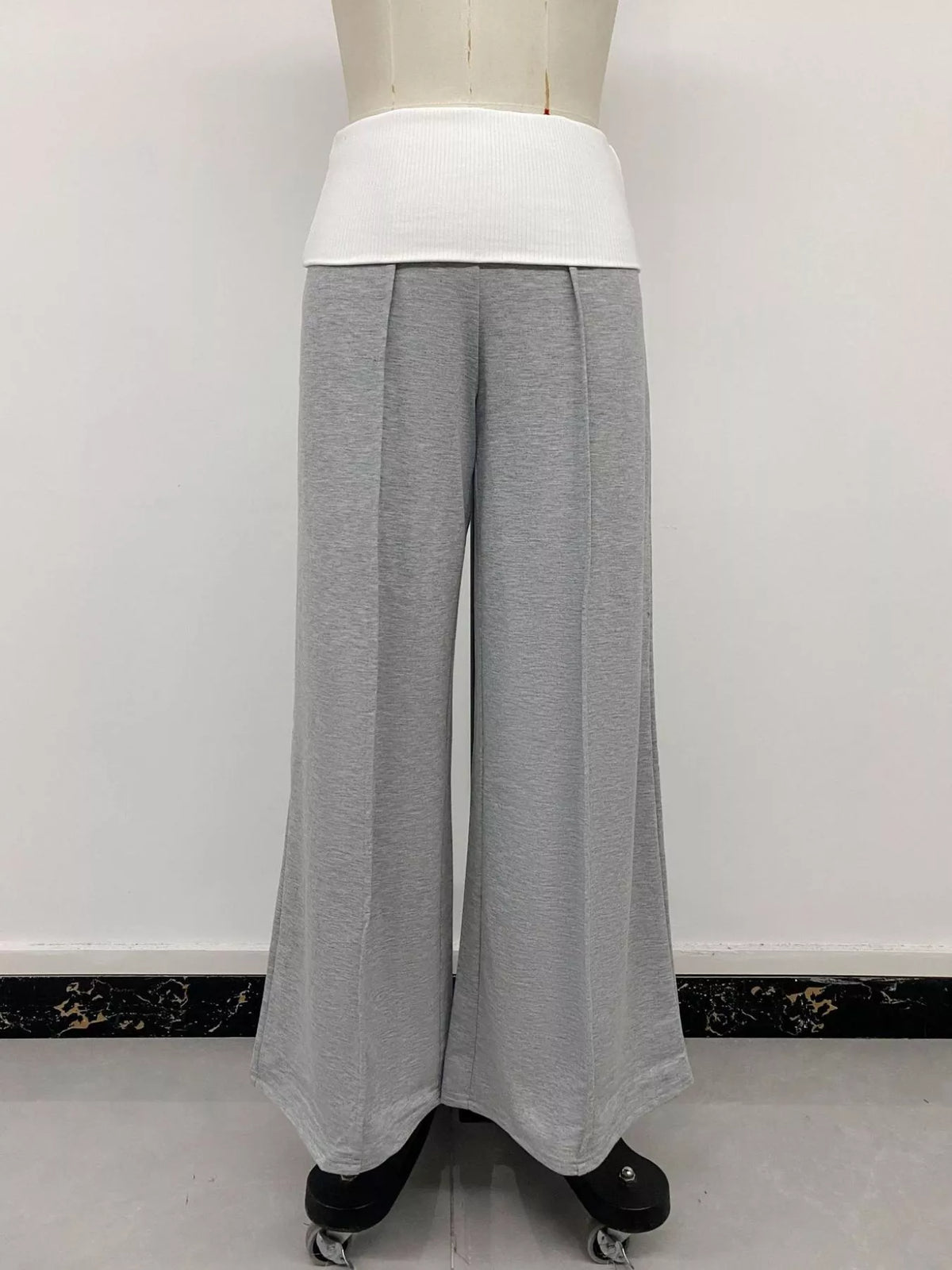 High-Waisted Wide-Leg Contrast Pants | STAHlin RADIANCE