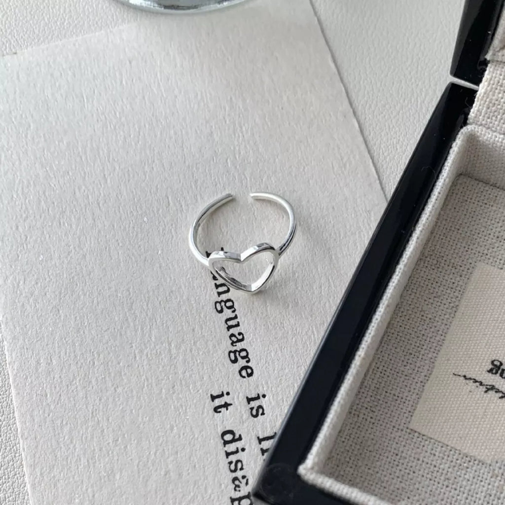 The Sterling Heart Ring | STAHlin RADIANCE