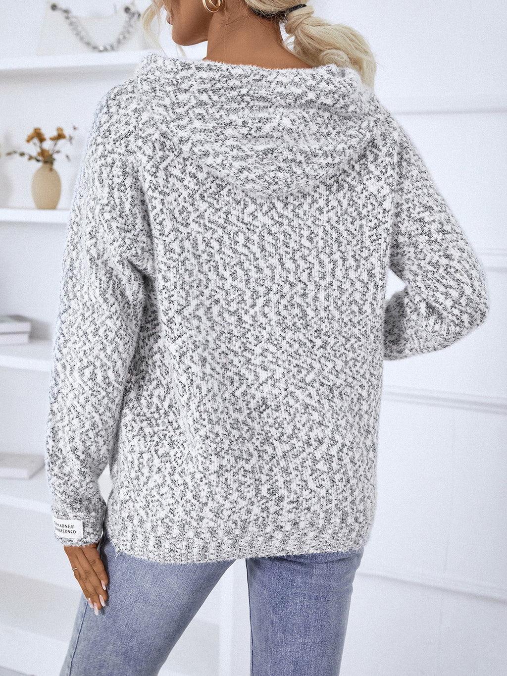Zip-Up Hooded Sweater | STAHlin RADIANCE